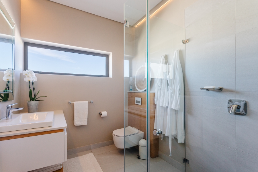 4 Bedroom Property for Sale in Kommetjie Western Cape